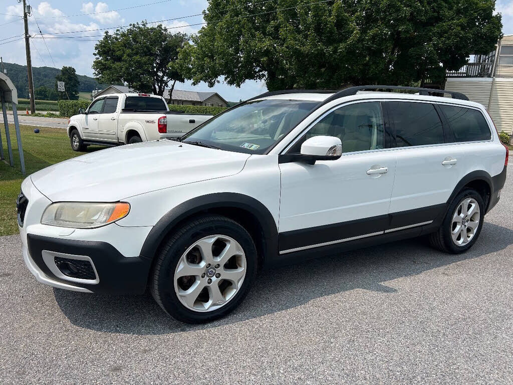 2011 VOLVO XC70