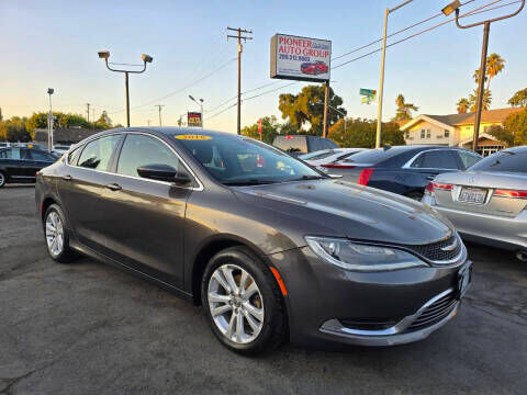 2016 CHRYSLER 200