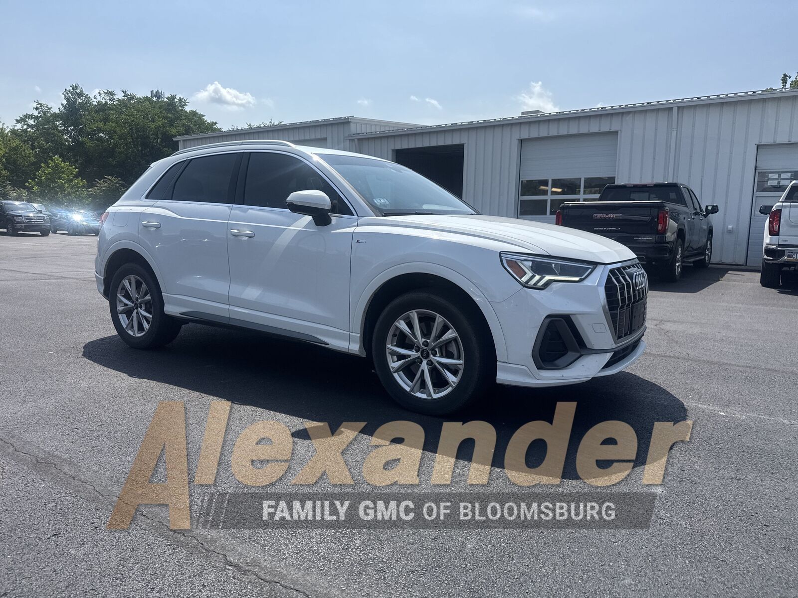 2023 AUDI Q3