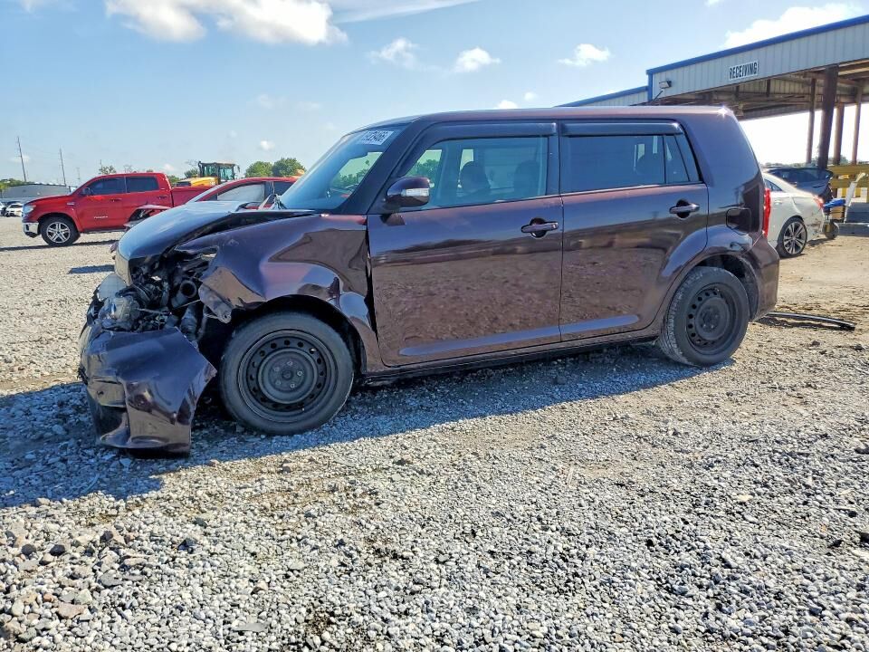 2014 TOYOTA SCION