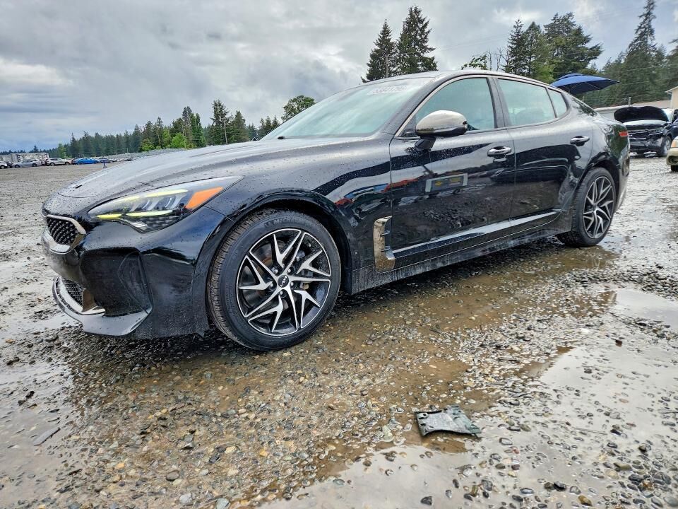 2022 KIA Stinger