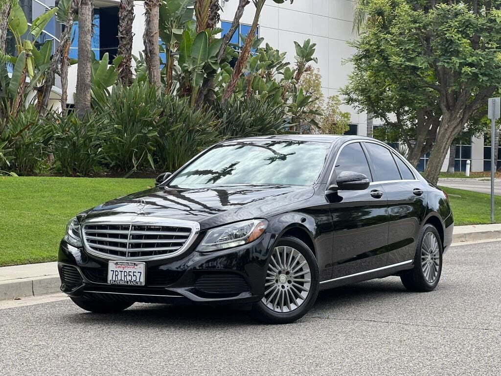 2016 MERCEDES-BENZ C-Class