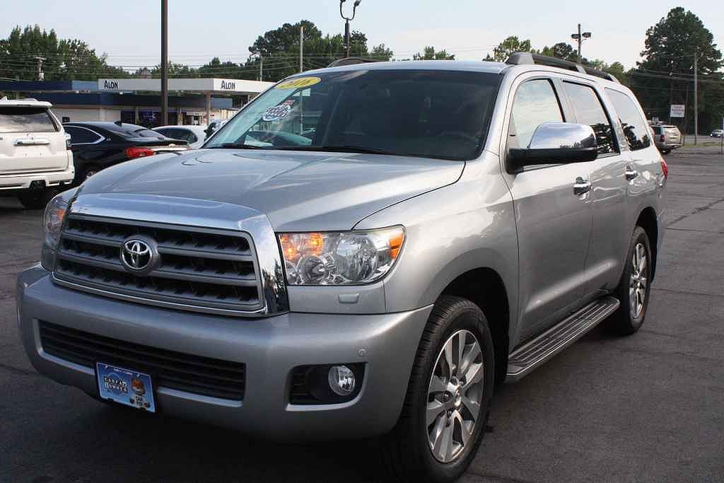 2016 TOYOTA Sequoia