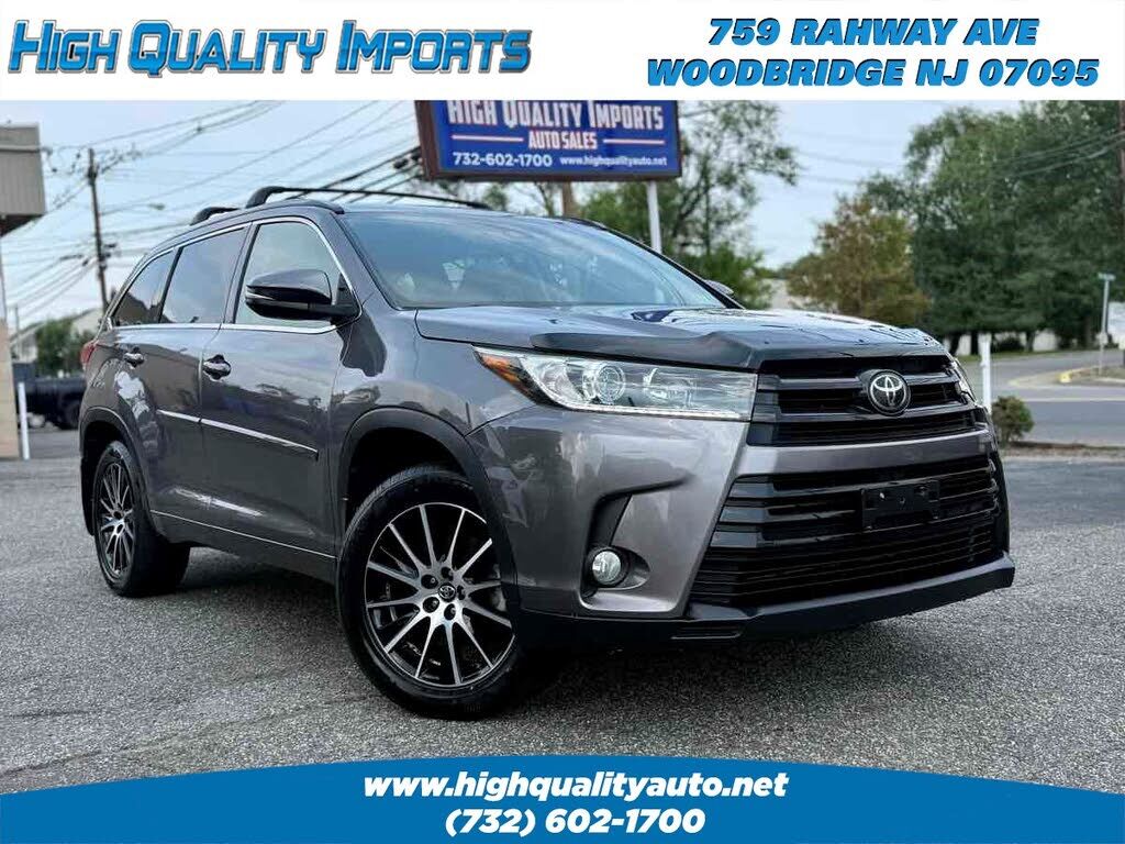 2017 TOYOTA Highlander