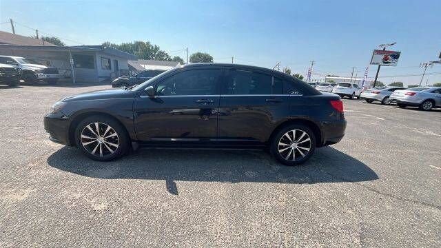 2013 CHRYSLER 200