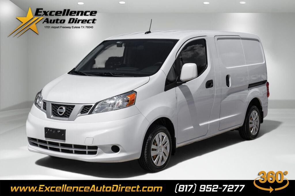 2021 NISSAN NV200