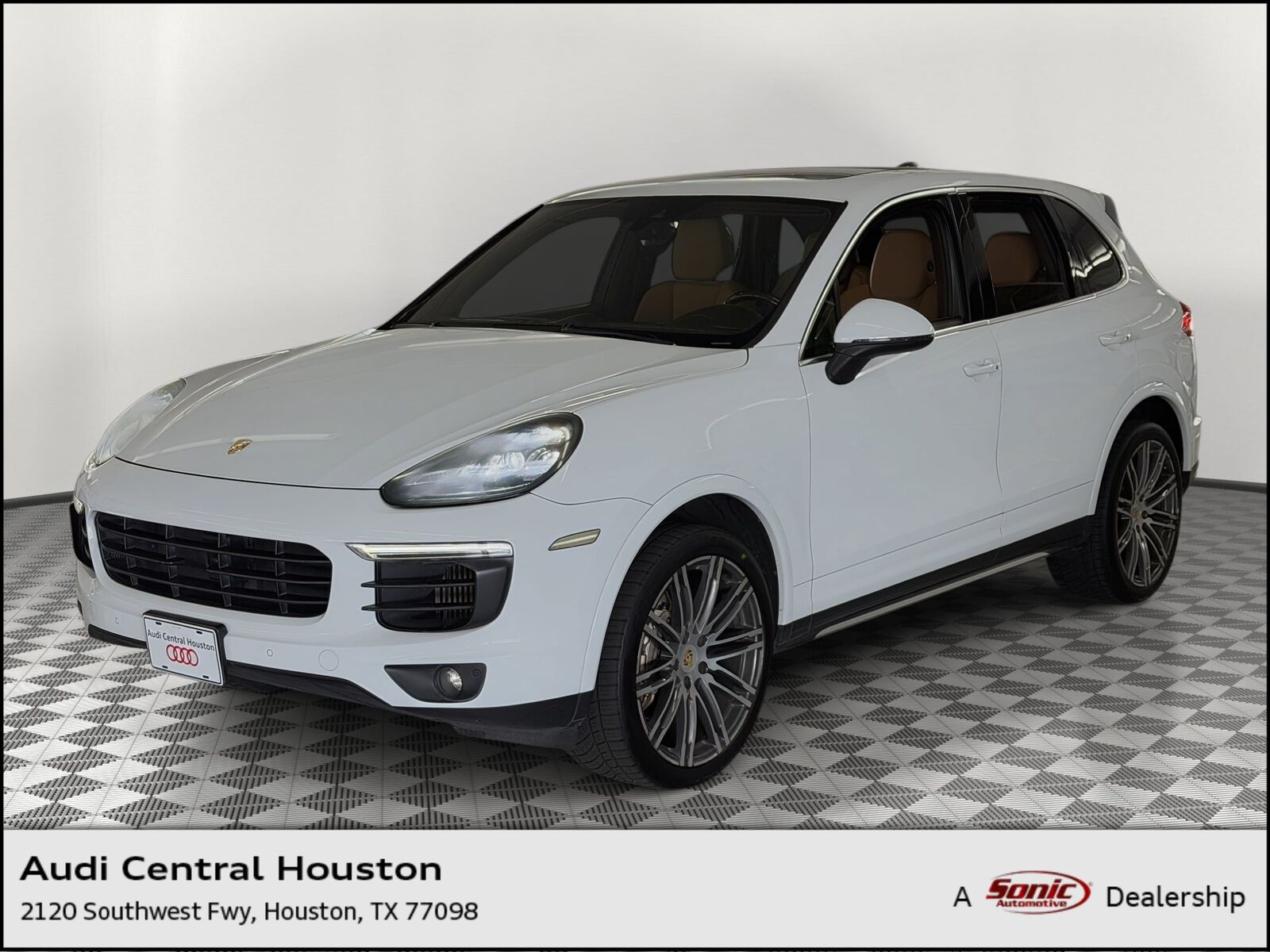 2016 PORSCHE Cayenne