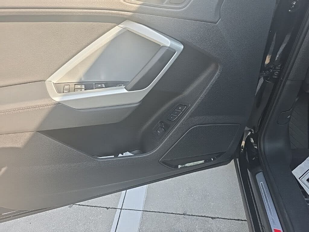 2023 AUDI Q3