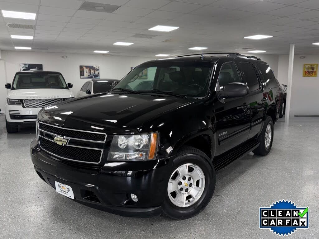 2011 CHEVROLET Tahoe