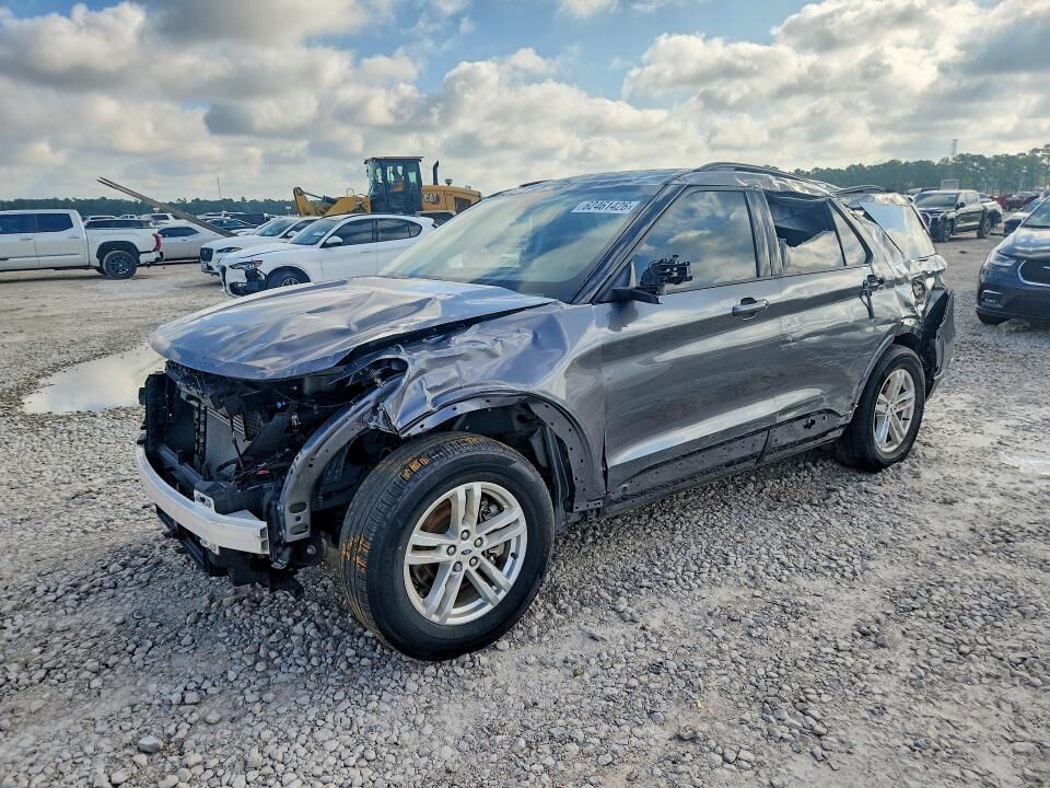 2022 FORD Explorer