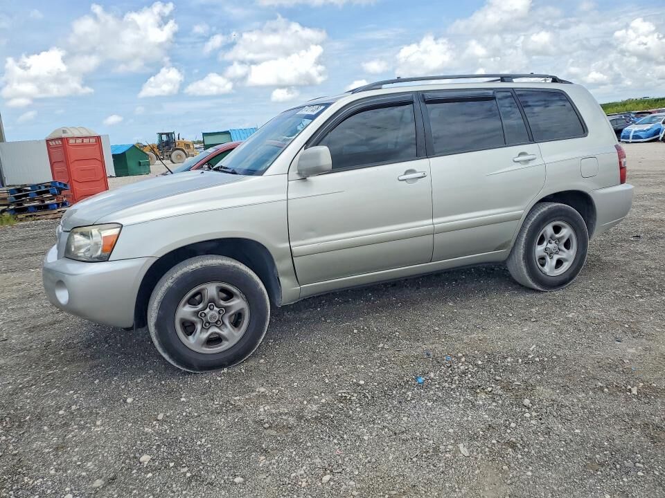 2004 TOYOTA Highlander
