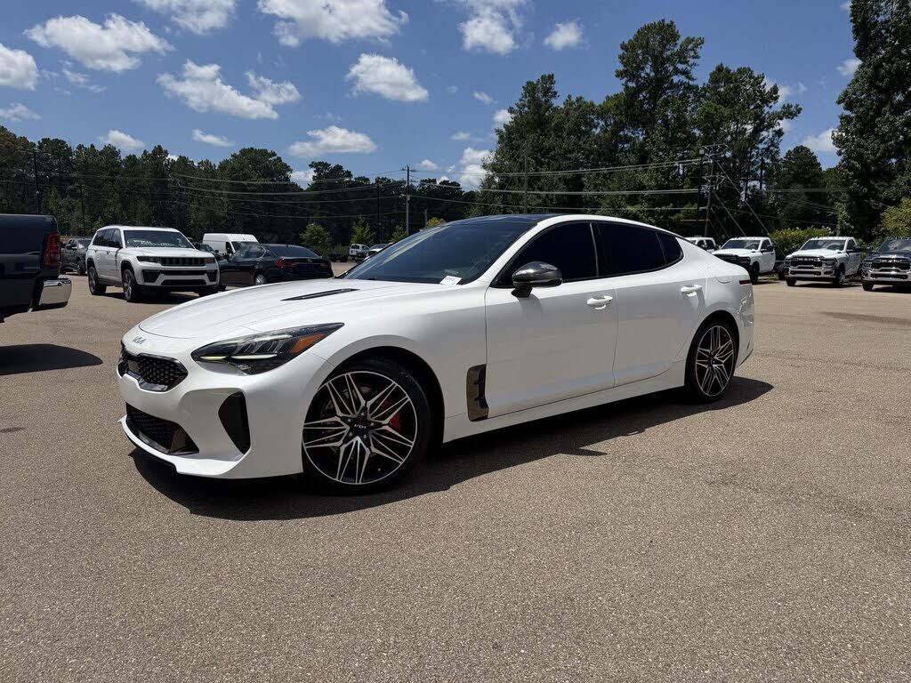 2022 KIA Stinger