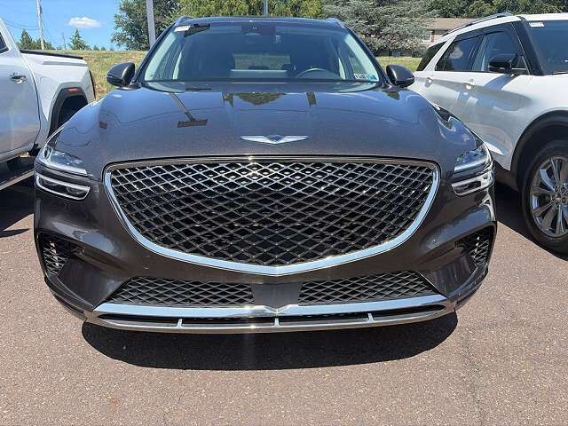 2025 GENESIS GV70