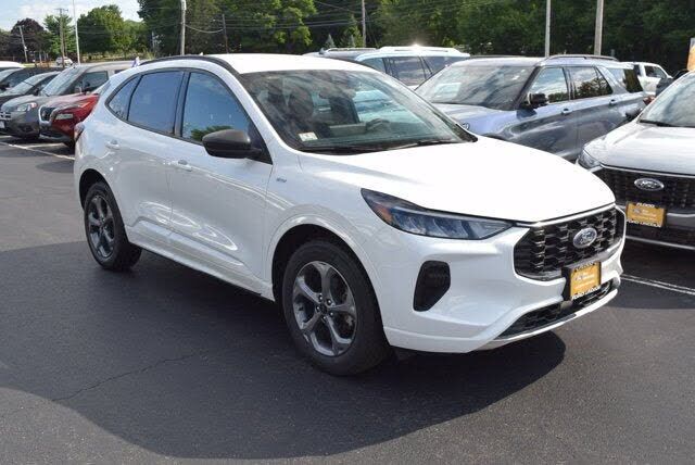 2023 FORD Escape