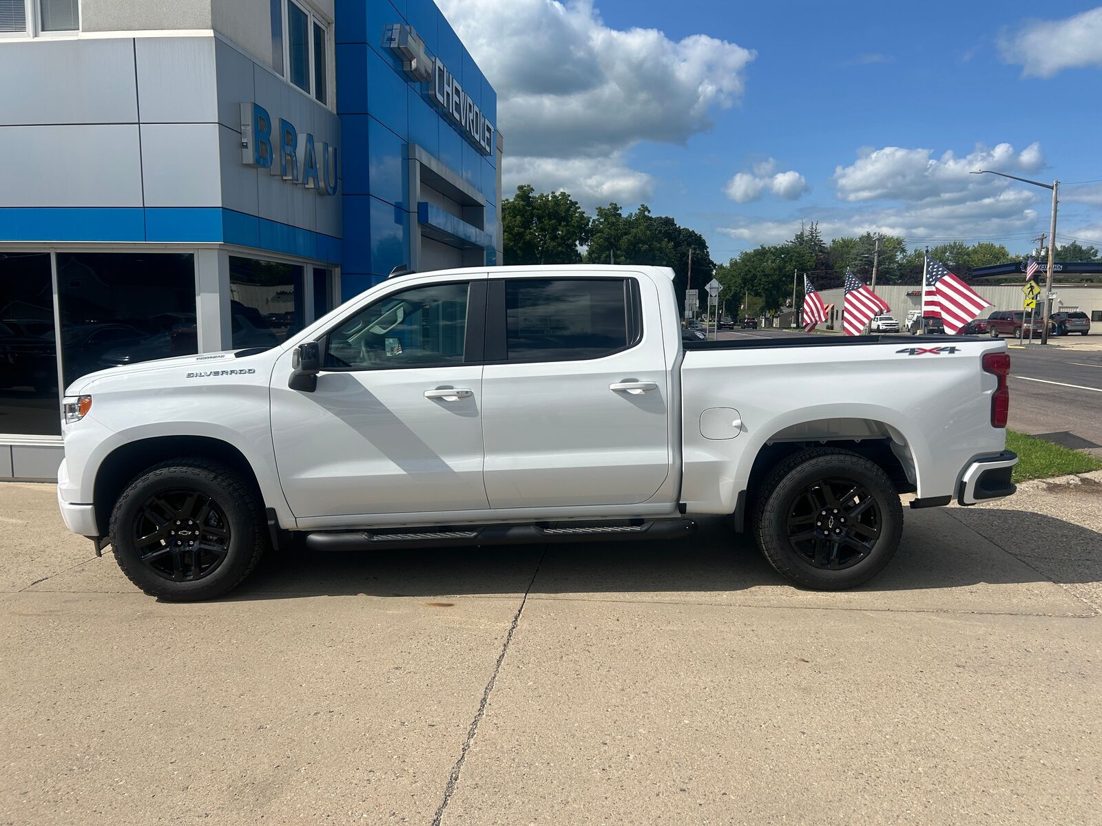 2026 CHEVROLET Silverado