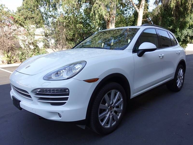 2014 PORSCHE Cayenne