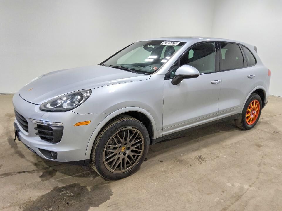 2017 PORSCHE Cayenne