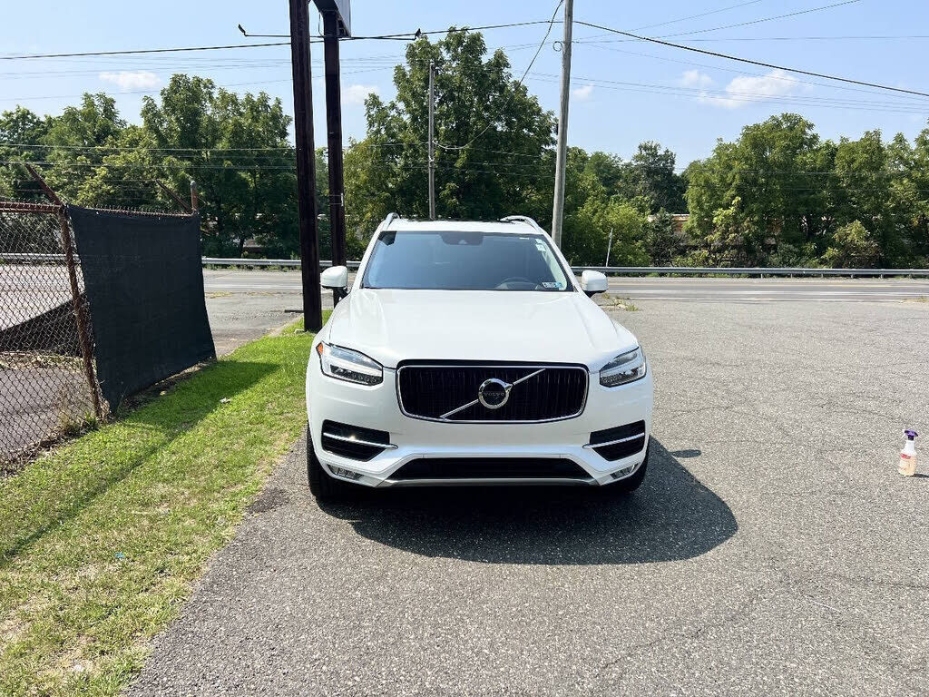 2017 VOLVO XC90