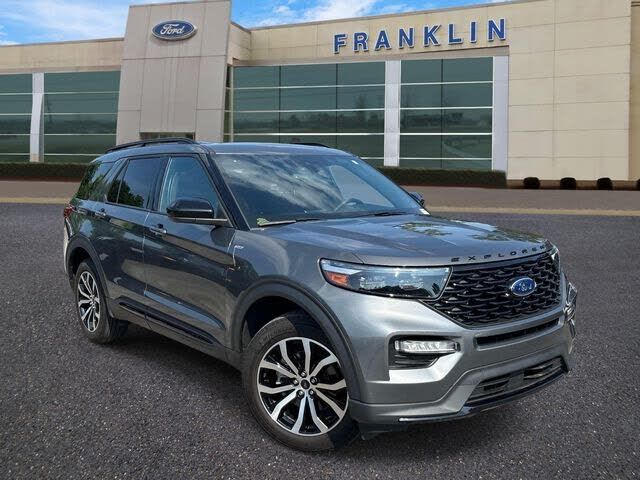 2023 FORD Explorer