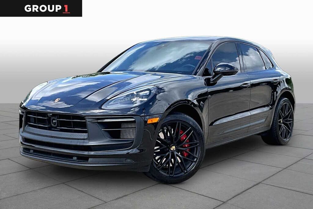 2024 PORSCHE Macan