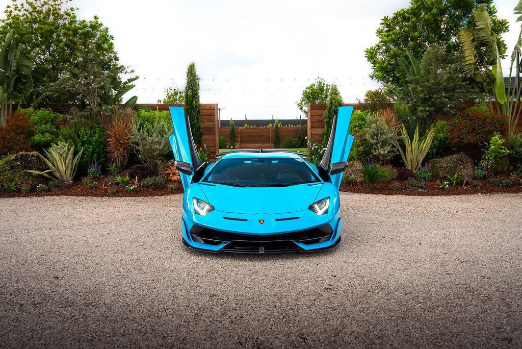 2019 LAMBORGHINI Aventador