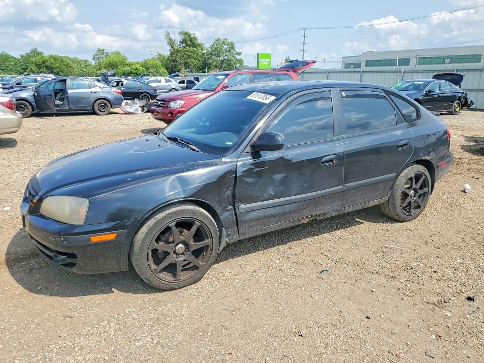 2004 HYUNDAI Elantra