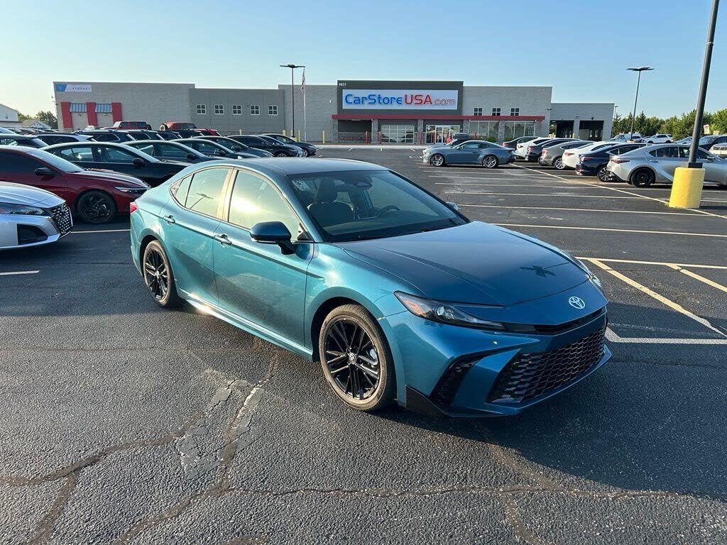 2025 TOYOTA Camry