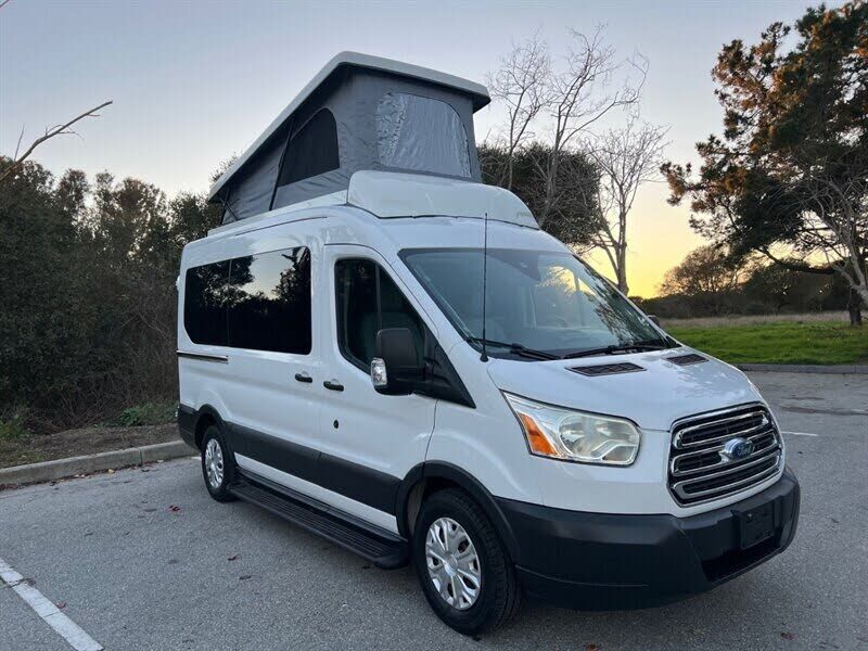 2015 FORD Transit