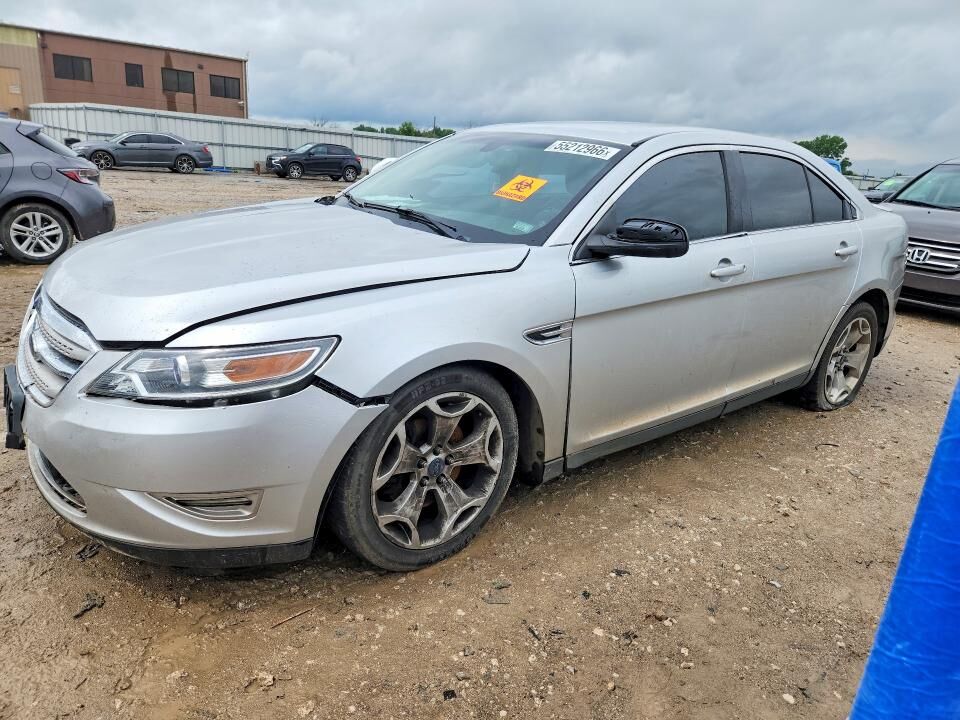 2010 FORD Taurus