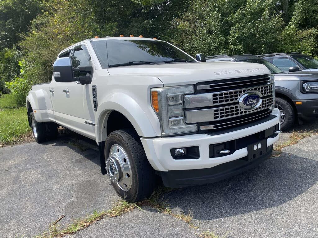 2017 FORD F-450