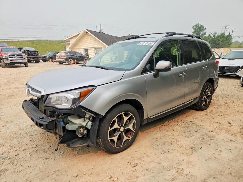 2016 SUBARU Forester