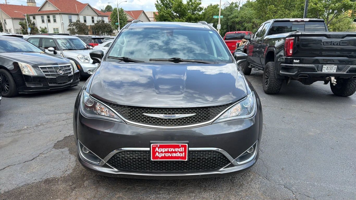 2019 CHRYSLER Pacifica