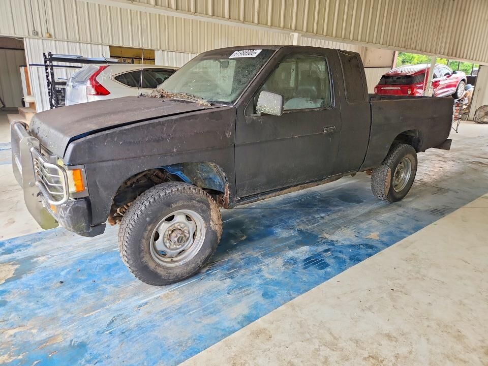 1995 NISSAN Pickup