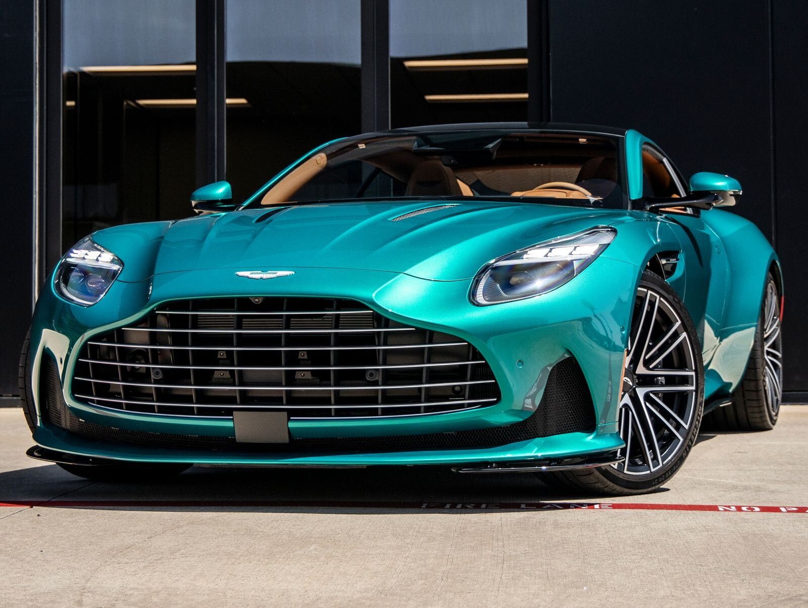 2026 ASTON MARTIN DB12