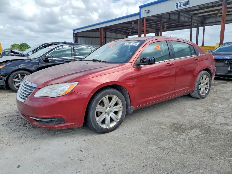 2013 CHRYSLER 200