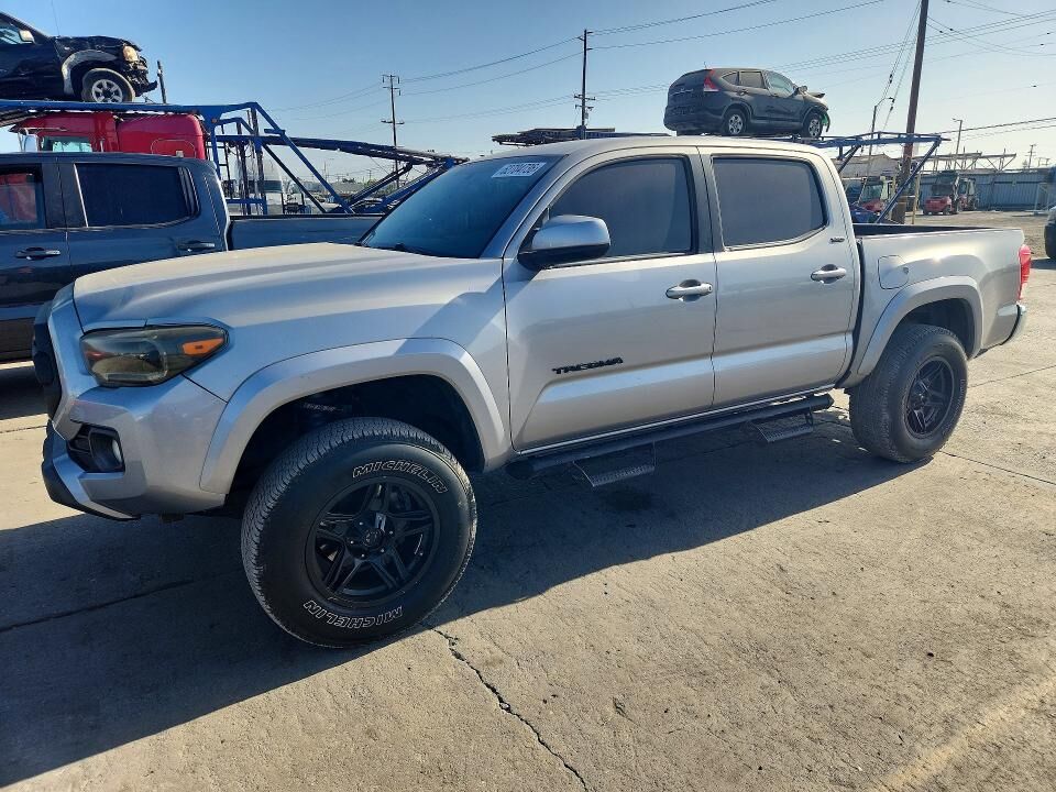2017 TOYOTA Tacoma