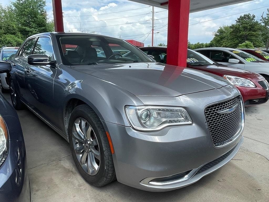 2018 CHRYSLER 300