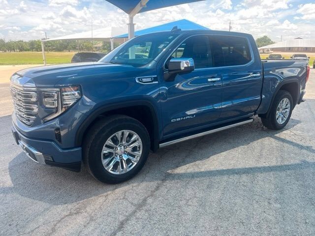 2025 GMC Sierra