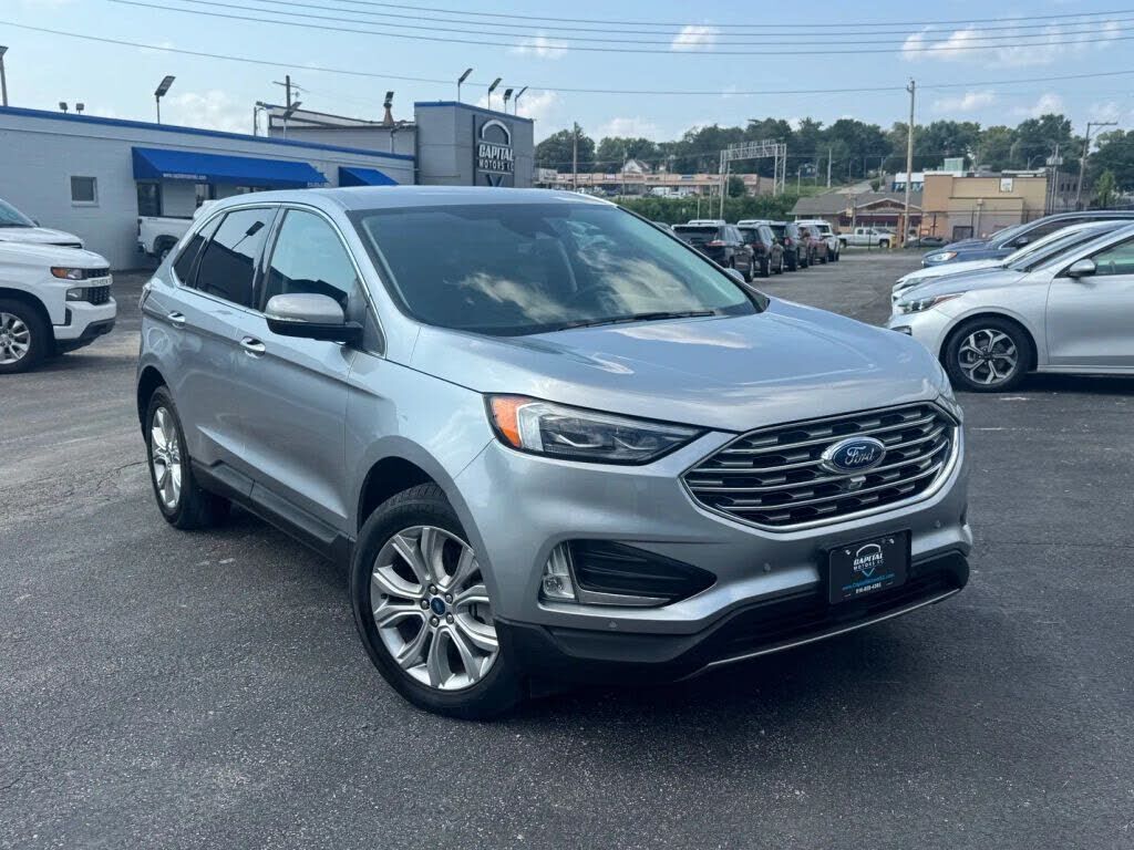 2022 FORD Edge