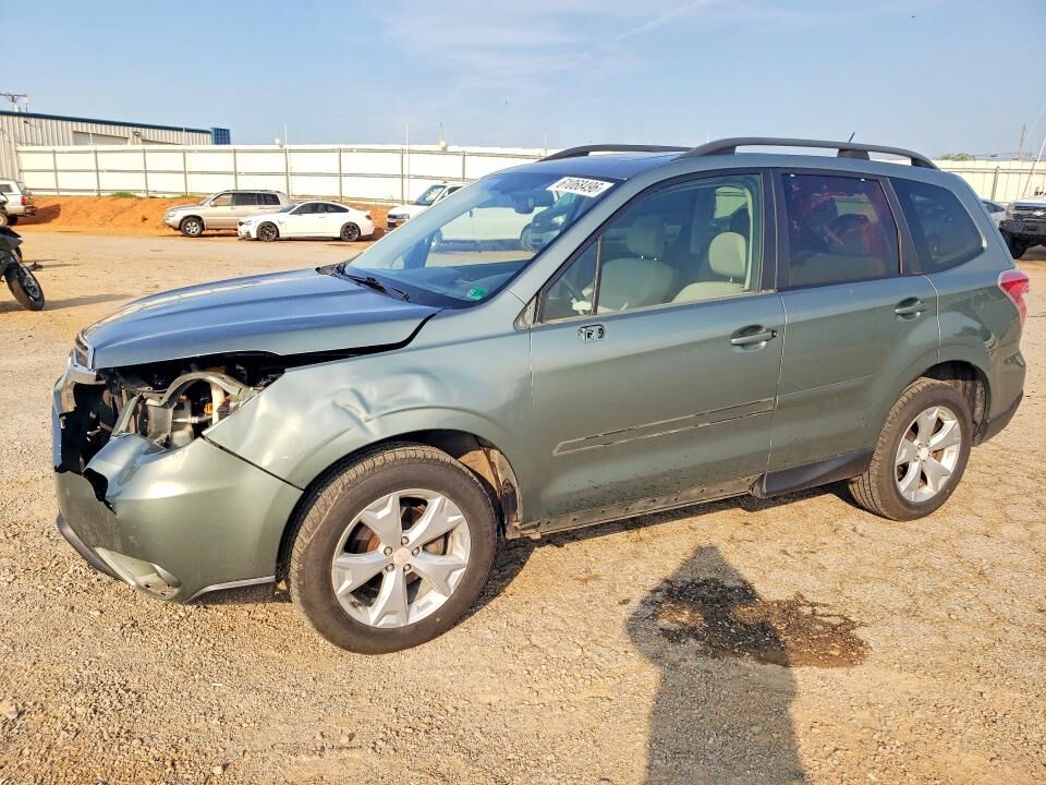2014 SUBARU Forester