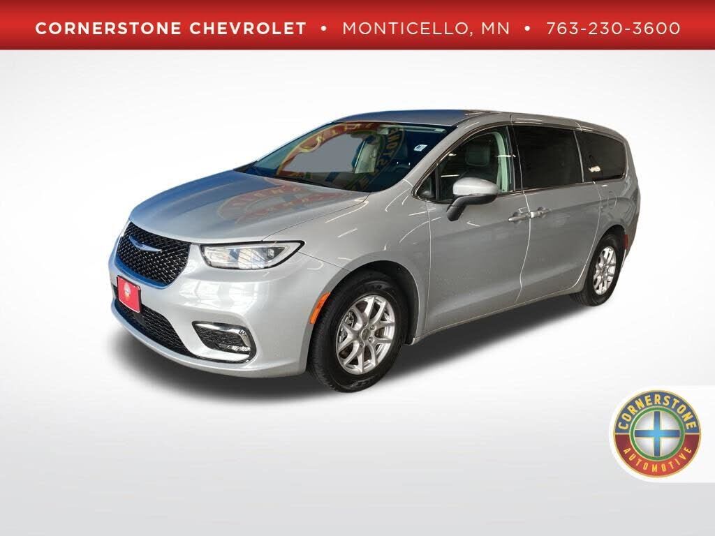 2023 CHRYSLER Pacifica