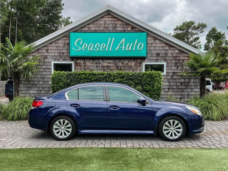 2010 SUBARU Legacy