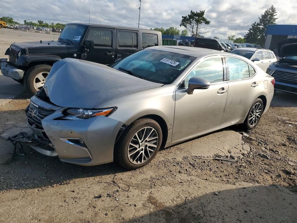 2017 LEXUS ES