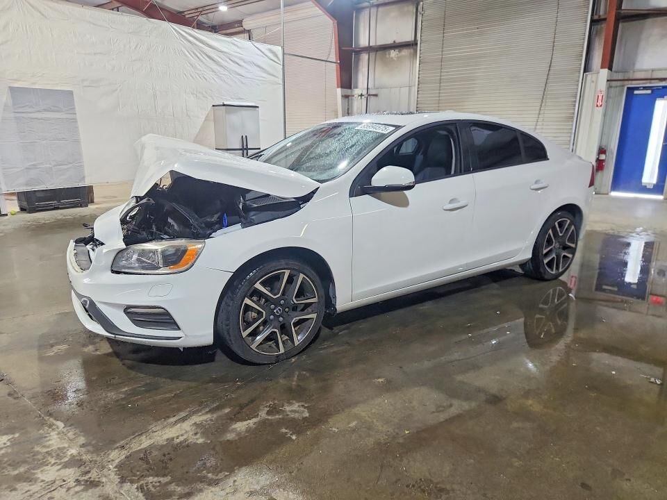 2018 VOLVO S60