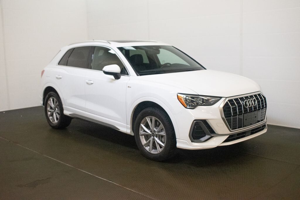 2022 AUDI Q3