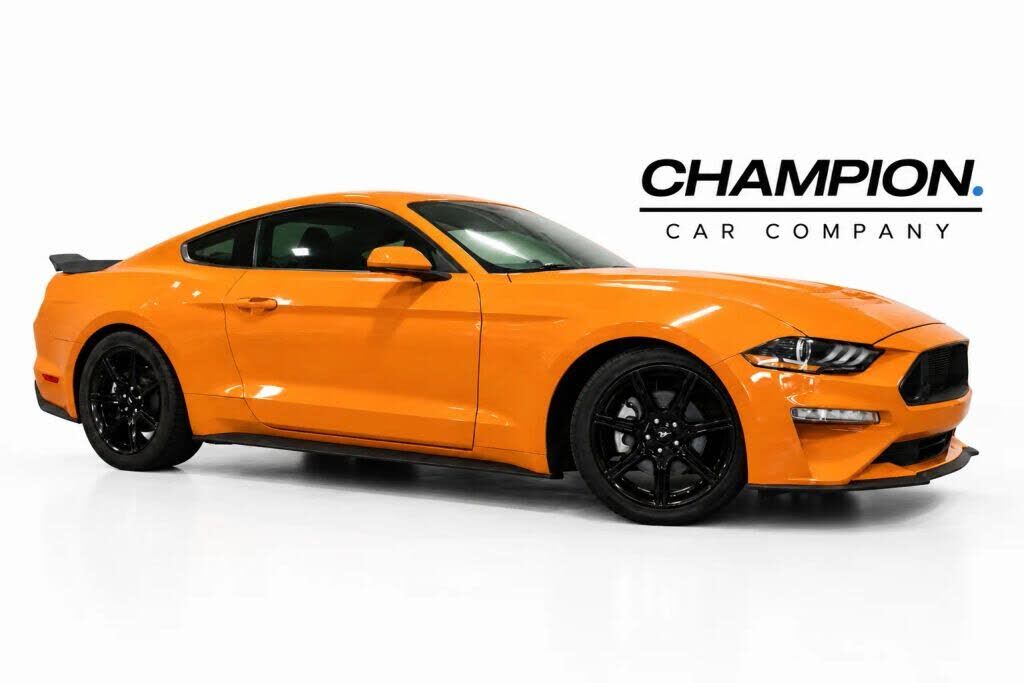 2020 FORD Mustang