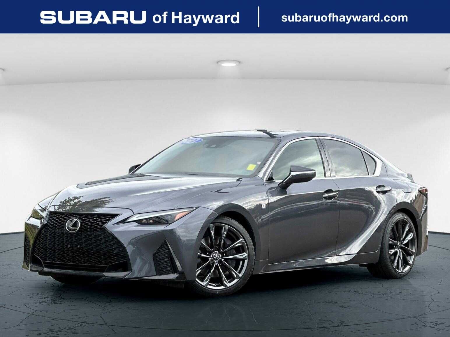 2021 LEXUS IS