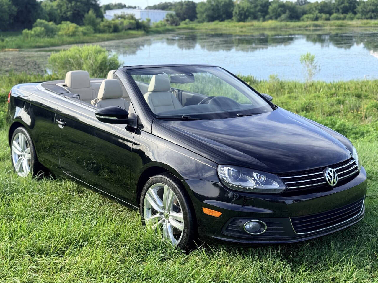 2012 VOLKSWAGEN Eos