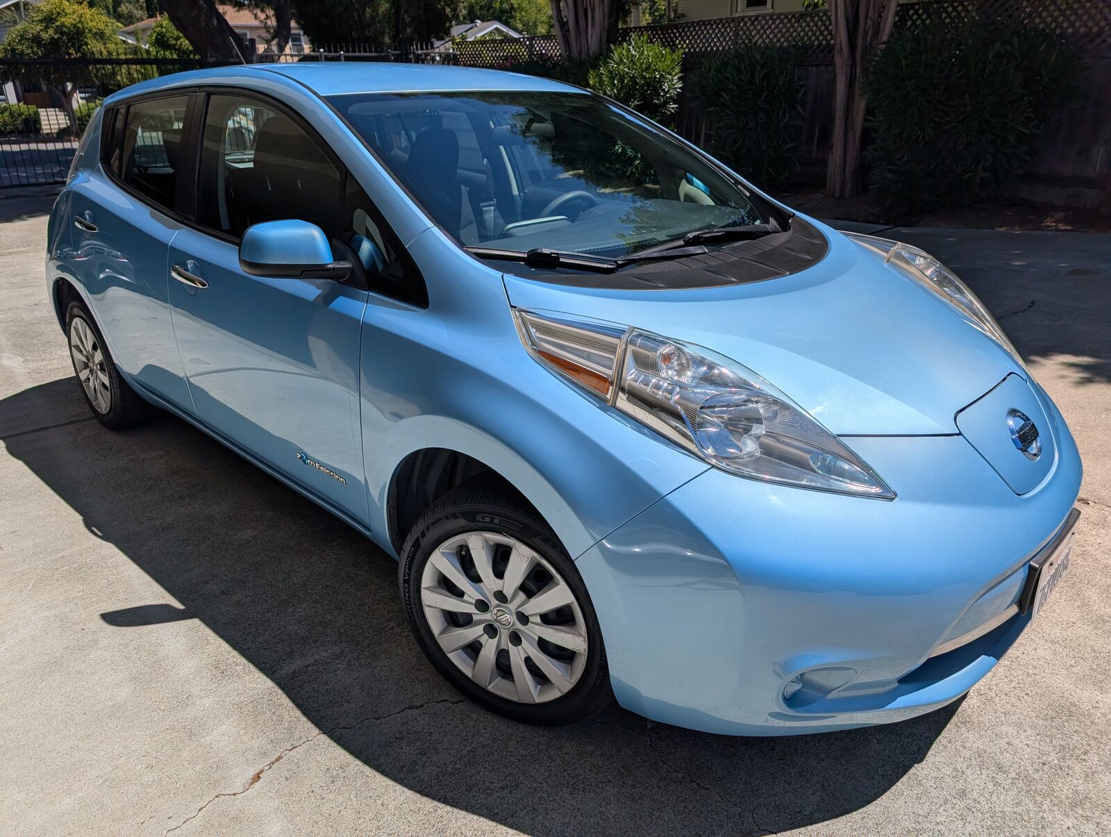 2015 NISSAN Leaf