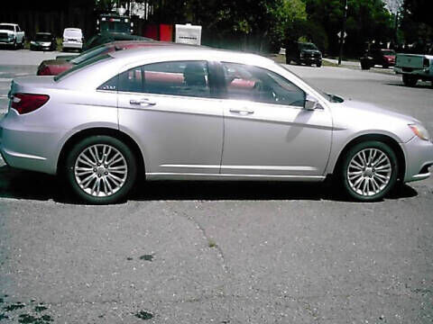 2011 CHRYSLER 200